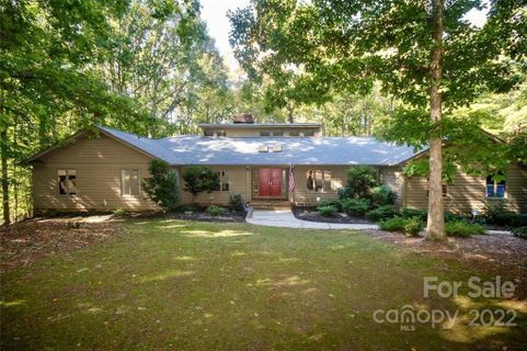 9416 Hampton Oaks Lane