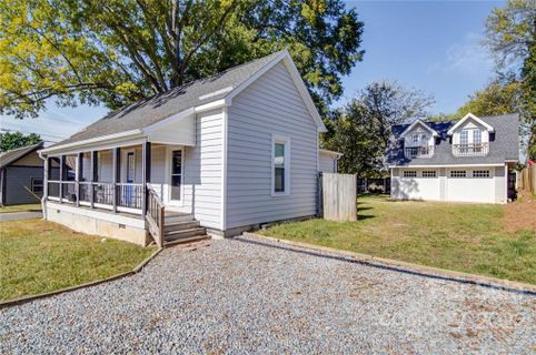 2901 Yadkin Avenue