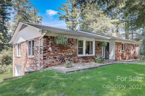 122 Surry Lane