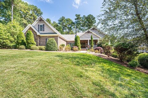 5433 Bridgewater Drive