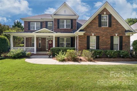 2201 Dogwood Bay Lane