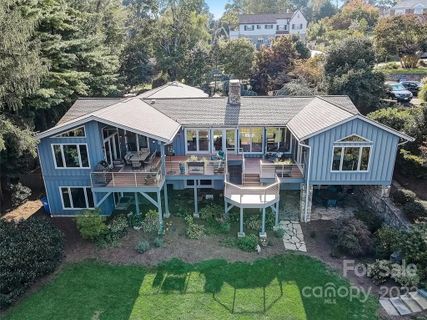 24 Lakeview Road