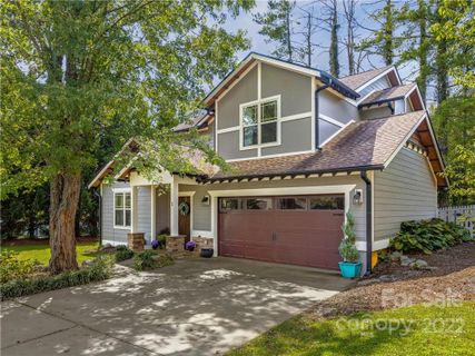 1 Oak Springs Drive sold home in Oak Springs, Arden, NC