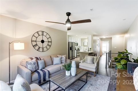 646 Raphael Place sold home in Renaissance Townhome Lofts Condo, Charlotte, NC