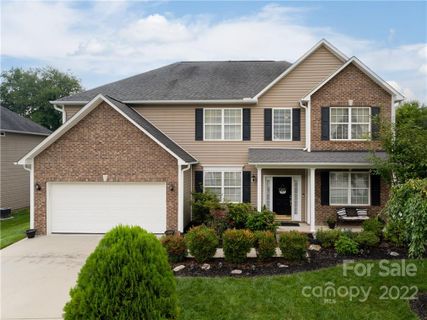 122 Wildbriar Road sold home in Cove at Livingston Farms, Fletcher, NC