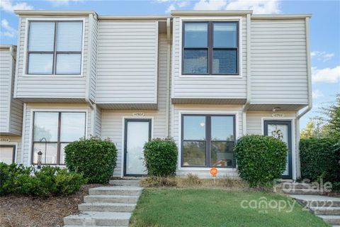 10900 Carmel Crossing Road