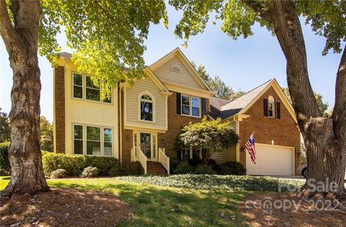 15719 Mayberry Place Lane