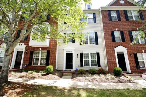 11633 Windsor Castle Lane
