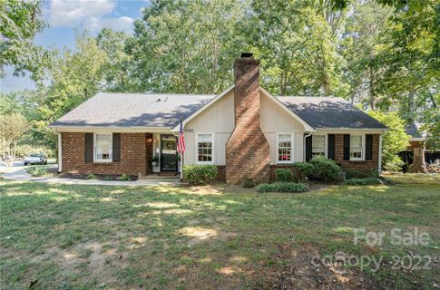 6901 Porterfield Road