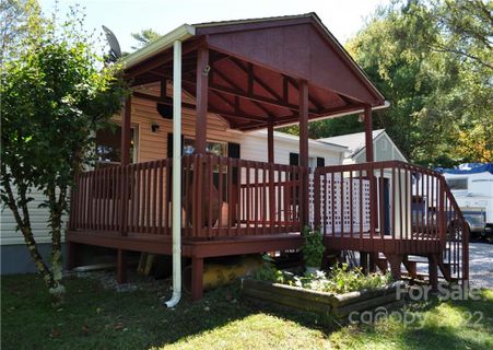 543 Overlook Drive sold home in Spruce Pine Heights, Spruce Pine, NC