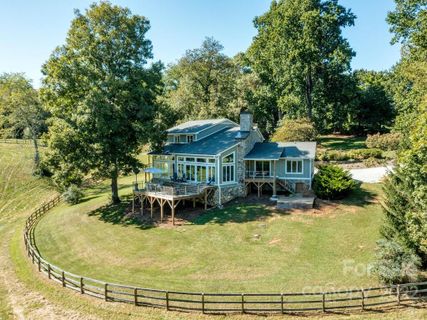 98 Booter Road sold home in Greenwood Estates, Fairview, NC