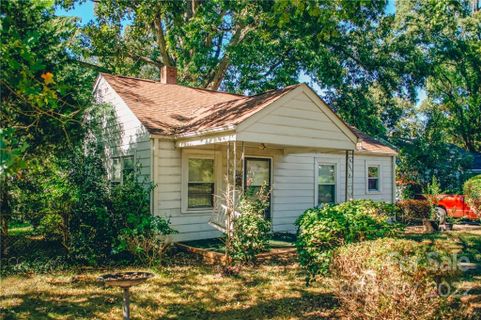 104 S Gardner Avenue