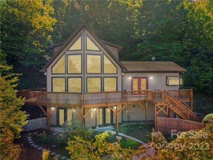 112 Wildflower Cove Drive