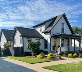 418 Luray Way