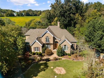 18805 Hollybank Path