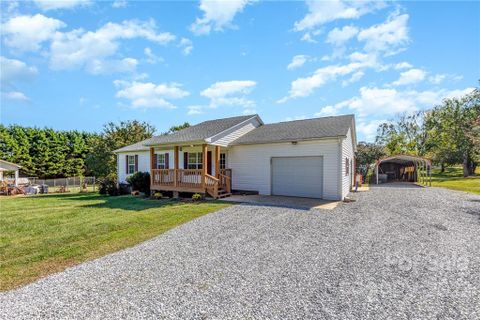 220 Hilbert Road sold home in Brooks Terrace, Rockwell, NC