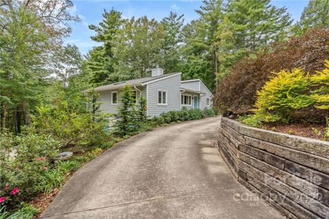 112 Black Oak Drive sold home in The Forest, Asheville, NC