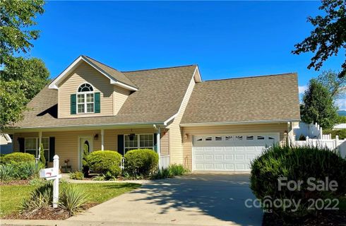 26 Ridgeland Lane sold home in Riceville Meadows, Asheville, NC