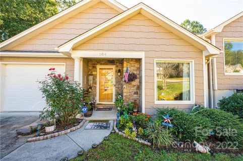 184 39th Avenue Court sold home in Cedar Grove, Hickory, NC