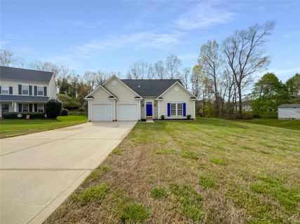 7005 Shiney Bark Court sold home in Oak Grove, Indian Trail, NC