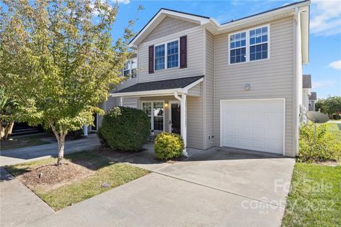 77 Yorktown Circle