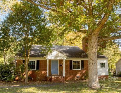 1421 Woodland Drive