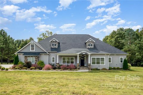 2015 Roadrunner Road sold home in Flying Eagle Estates, Clover, SC