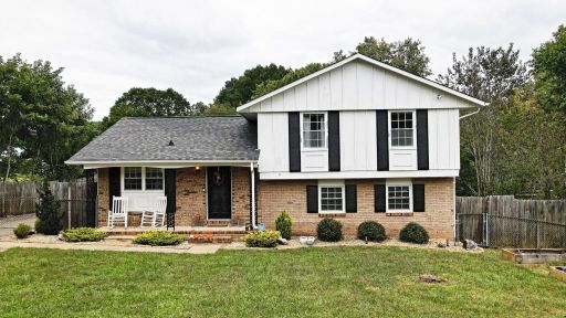206 King Henry Lane