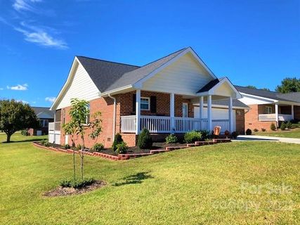 107 Richmond Court
