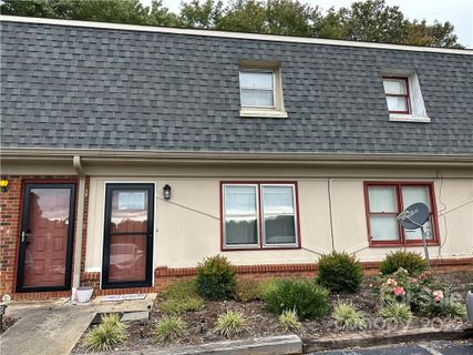 224 C 14th Avenue sold home in The Farm, Hickory, NC