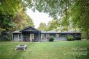 142 Beechwood Circle sold home in Hendersonville, SC