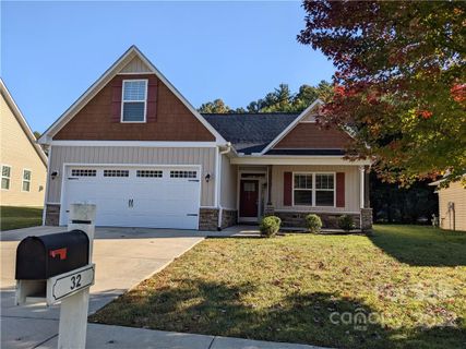 32 Half Moon Trail sold home in Wolf Chase, Hendersonville, NC