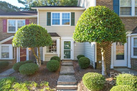 8225 Pineville Matthews Road F sold home in Dunhill Court, Charlotte, NC