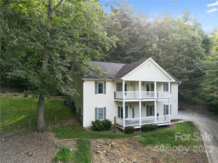 4 Spicewood Court