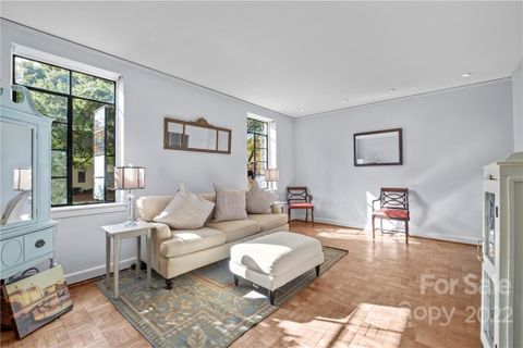 1121 Myrtle Avenue 64