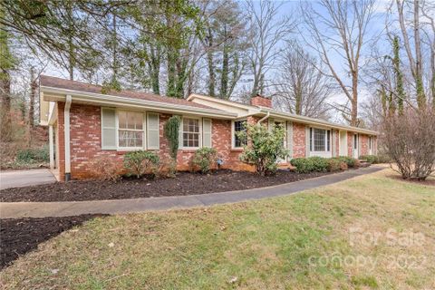 4 Fawn Drive