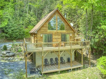 1085 Sheepback Mountain Road sold home in Sheepback Mountain, Maggie Valley, NC