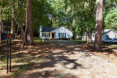 610 Rene Circle