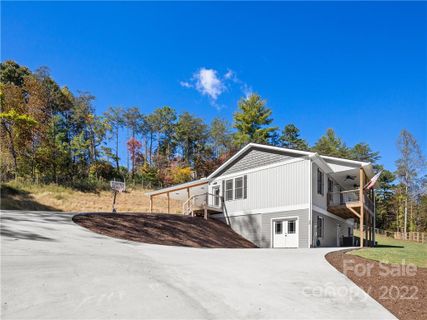 24 Merrell Road sold home in Turkey Creek Farms, Leicester, NC