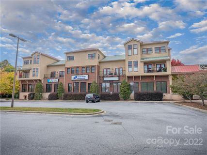 475 S Church Street G sold home in Beacon Commons, Hendersonville, NC