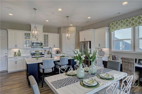 304 Brambling Court 60