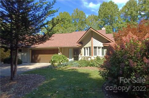 902 Timber Lane