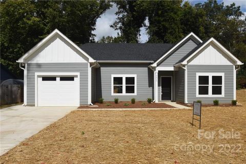 3635 Midfield Drive sold home in Shady Glen, Charlotte, NC