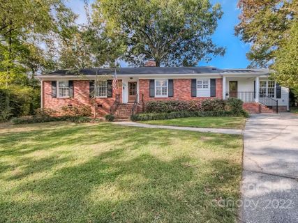255 Anthony Circle