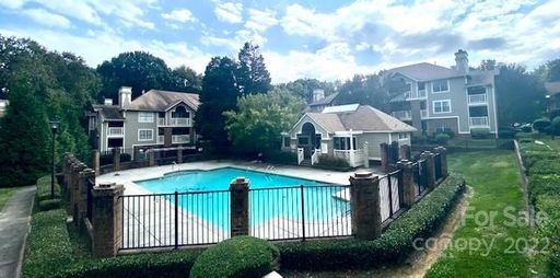 5007 Sharon Road