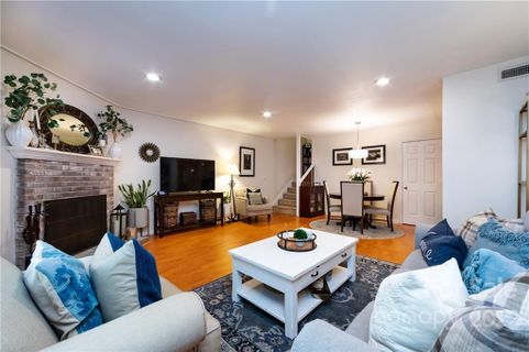 3727 Colony Crossing Drive