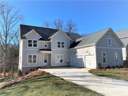 124 Summer Shoal Place