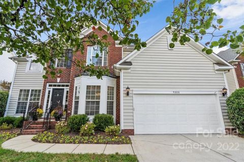 9008 Tintinhull Lane