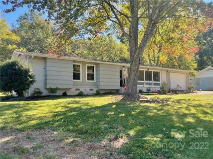 3140 7th Street Drive sold home in Hidden Valley, Hickory, NC