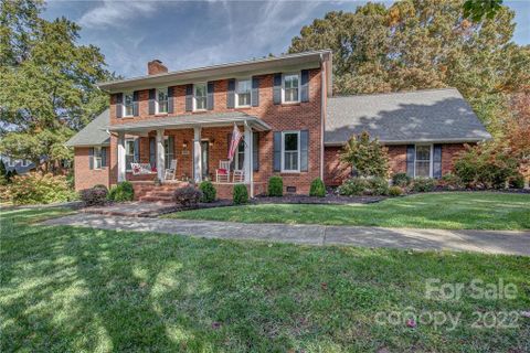 1803 Arbor Way Drive sold home in Country Club Gardens, Shelby, NC